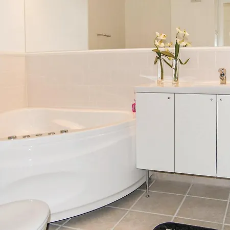 Amazing Apartment In Bagenkop With Sauna Bagenkop